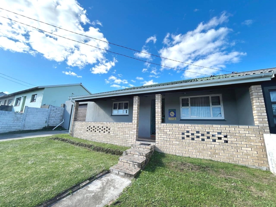 3 Bedroom Property for Sale in Stoneydrift Eastern Cape